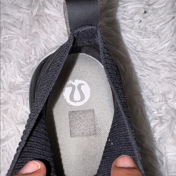 Lululemon Chargefeel Mid Women's Workout Shoe SIZE 9 - Picture 7 of 10